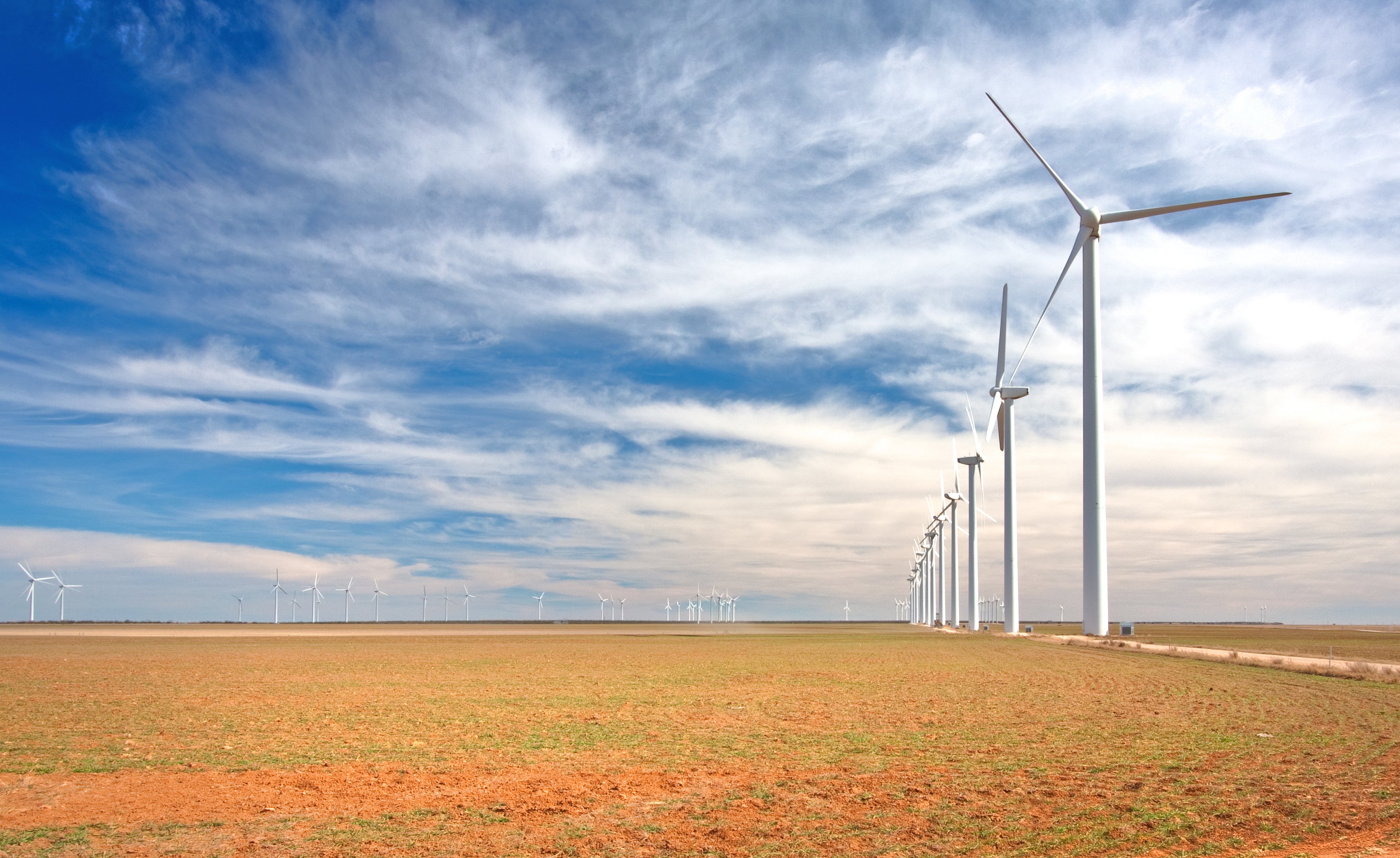 WindTurbine farm Texas-Shutterstock_93257440