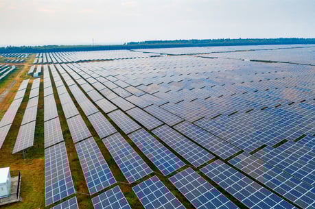 birds-eye-view-of-solar-farm